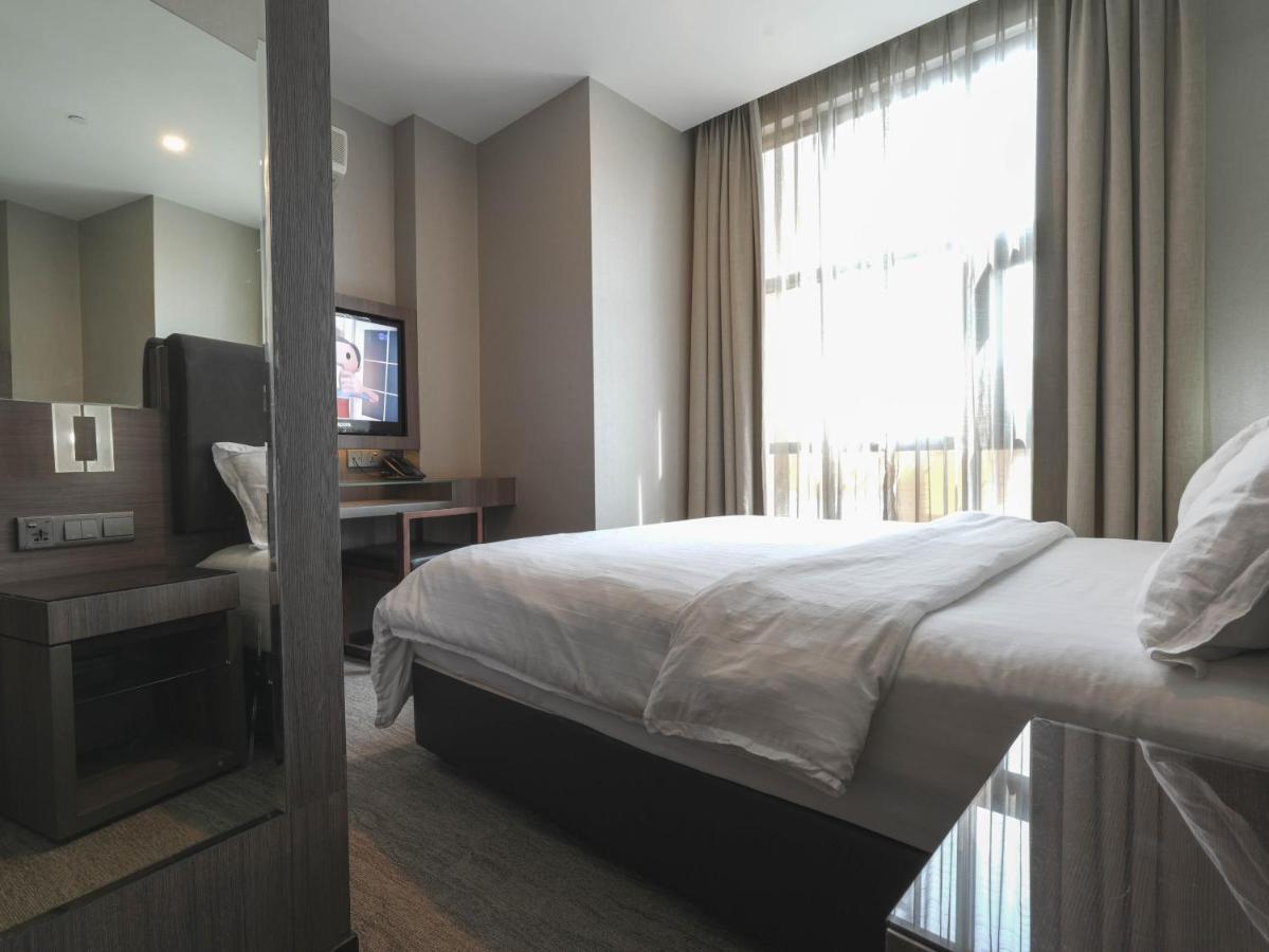 Amrise Kitchener 3* Singapur